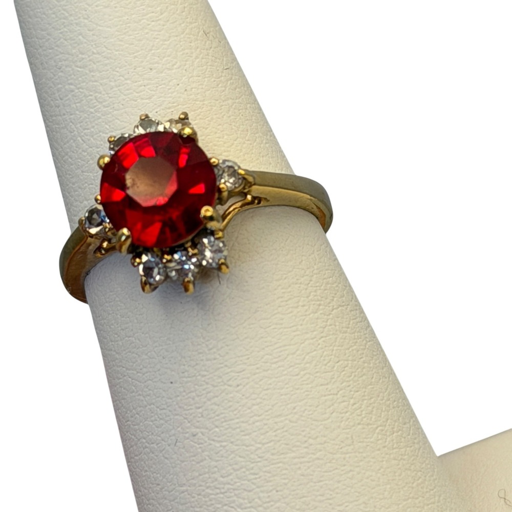 Unbranded Statement Ring Women Size 6.5 Gold Red Cocktail Excellent 1328